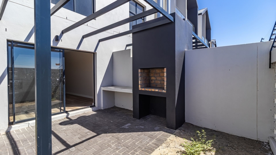 To Let 3 Bedroom Property for Rent in Sandown Western Cape